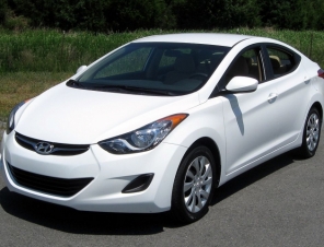 Hyundai Medium Sized Self Drive Rental Car in Cairns Australia